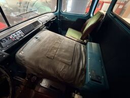 W 50 LA/A 4x4 Kipper