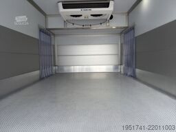 RENAULT Master IV Döner Tiefkühlkoffer Kiesling