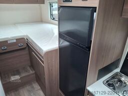 CARADO T338 S /MJ26 /Markise /Fahrradträger /5Personen