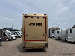 STX De Luxe 18T STX trailer 18T, 4 horses + living