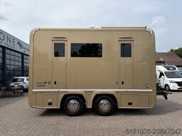 STX De Luxe 18T STX trailer 18T, 4 horses + living
