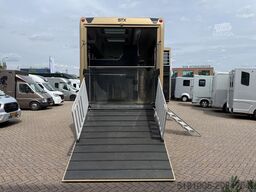 STX De Luxe 18T STX trailer 18T, 4 horses + living