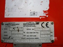 KUBOTA KX080-4