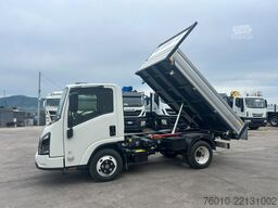 Isuzu M27