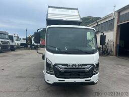 Isuzu M27