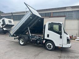 Isuzu M27