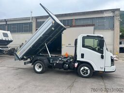 Isuzu M27