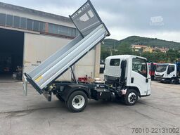 Isuzu M27