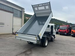 Isuzu M27
