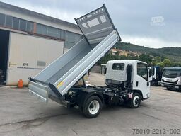 Isuzu M27