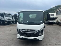 Isuzu M27