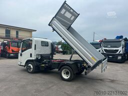 Isuzu M27
