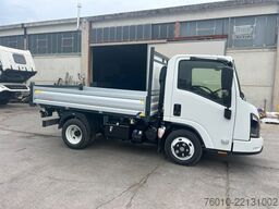 Isuzu M27