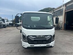 Isuzu M27