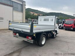 Isuzu M27