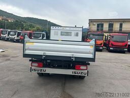 Isuzu M27