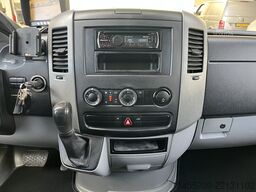 Mercedes-Benz Sprinter 210 2.2 CDI 325 Automaat Veegvuilkippe...