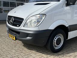Mercedes-Benz Sprinter 210 2.2 CDI 325 Automaat Veegvuilkippe...