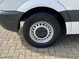 Mercedes-Benz Sprinter 210 2.2 CDI 325 Automaat Veegvuilkippe...