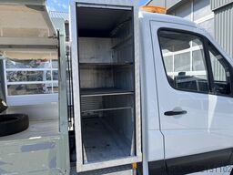 Mercedes-Benz Sprinter 210 2.2 CDI 325 Automaat Veegvuilkippe...