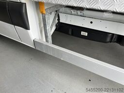 Mercedes-Benz Sprinter 210 2.2 CDI 325 Automaat Veegvuilkippe...