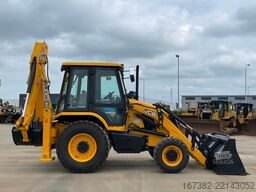JCB 3DX