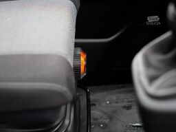 RENAULT MASTER / KONTENER / WINDA / DMC: 3500 KG / 2022