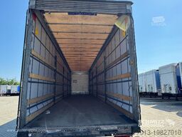 Schmitz Cargobull Curtainsider Mega