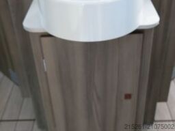 ROLLER TEAM Kronos 266 TL, Queensbett, Hubbett, Raumbad, 5 P