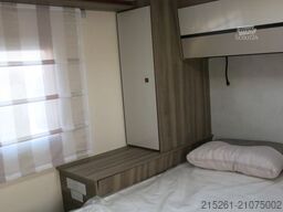 ROLLER TEAM Kronos 266 TL, Queensbett, Hubbett, Raumbad, 5 P