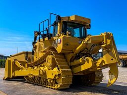 Caterpillar D8T - CE / EPA