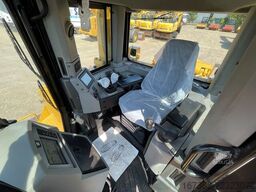 Caterpillar D8T - CE / EPA