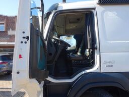 VOLVO FMX 540 Pritsche + PK 33002 Kran 6x2