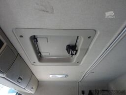 VOLVO FMX 540 Pritsche + PK 33002 Kran 6x2