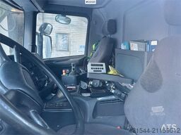 Scania P114 380 refuse compactor truck with front loader