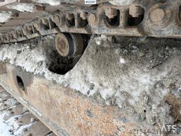 Hitachi ZX85 US-6 Excavator with grading bucket, digging b