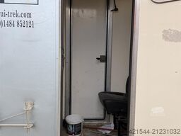 Peugeot Equi-Trek 4x2 horse truck with space for 2 horses