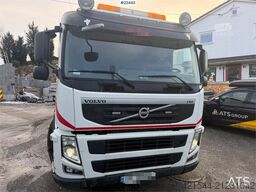 Volvo FM crane truck with a tipper and a 26.5 t/m Effer