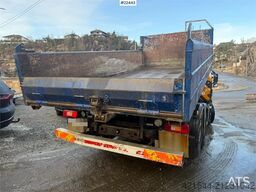 Volvo FM crane truck with a tipper and a 26.5 t/m Effer