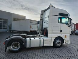 MAN TGX 18.500 XXL-MOTORSCHADEN-INTARDER-2 Tanks