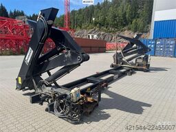 Hammar 140B Sideloader – One Lifting Arm Replaced in 2021