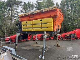 Rasco L4500 Combi Spreader.