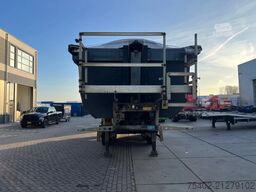 Schmitz Cargobull / 32 M3 / Tipper / Steering axle / 1x Lift Axle