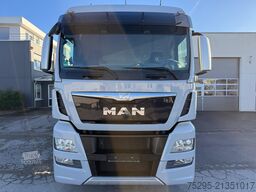 MAN TGX  26.520 Baustoff mit Kran Palfinger PK21001L