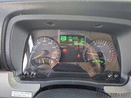 FUSO Canter 7C18 3-Sitzer Klima Koffer Ladebordwand