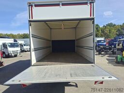 FUSO Canter 7C18 3-Sitzer Klima Koffer Ladebordwand