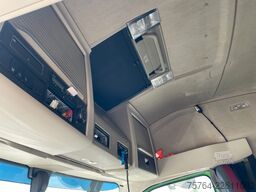 VOLVO FH 460 / 2 x Nebeantrieb / Globetrotter