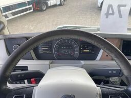 Volvo FH 500 Real leather, FRIGO, ACC, ! ROYAL TRUCK!...