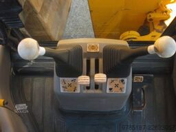 JCB 3CX 4x4 - 4in1 - Teleskop