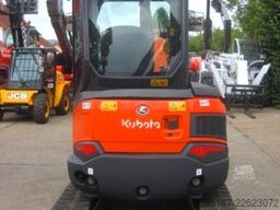 KUBOTA U27-4